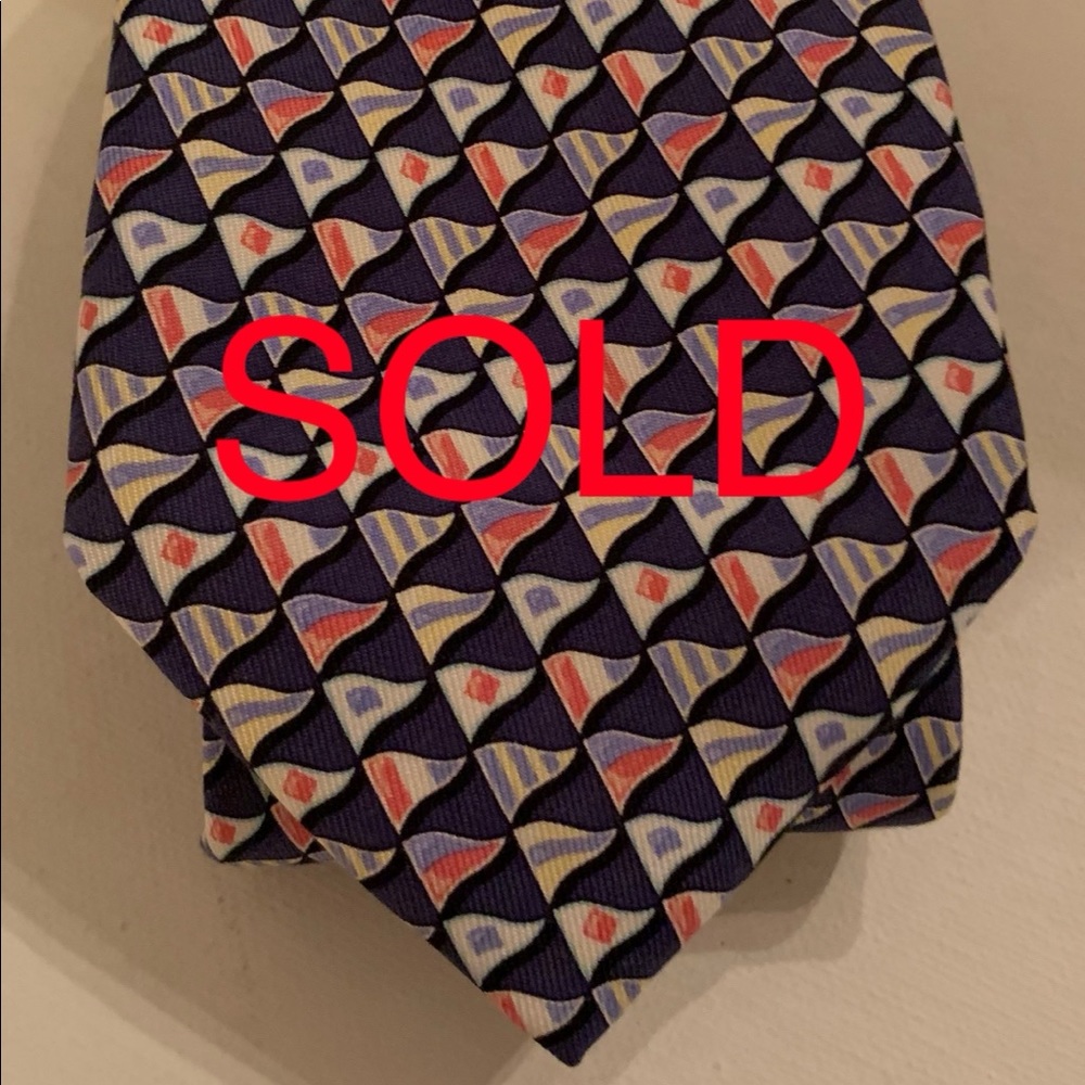 SOLD ! Vineyard Vines 100%‎ Silk Flags Tie Blue Ge…